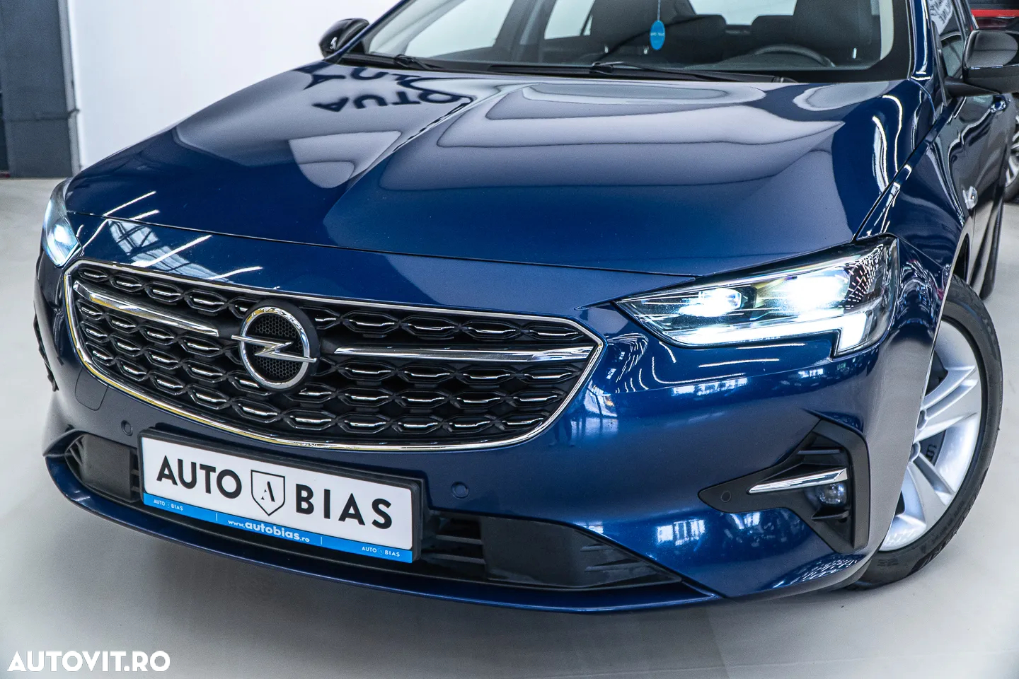 Opel Insignia Grand Sport 2.0 Start/Stop Aut. Elegance - 11