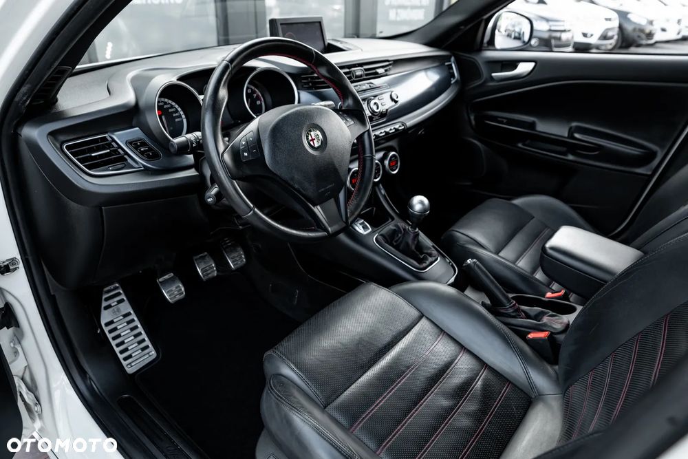 Alfa Romeo Giulietta 1.8 TBi 16V Quadrifoglio Verde - 19