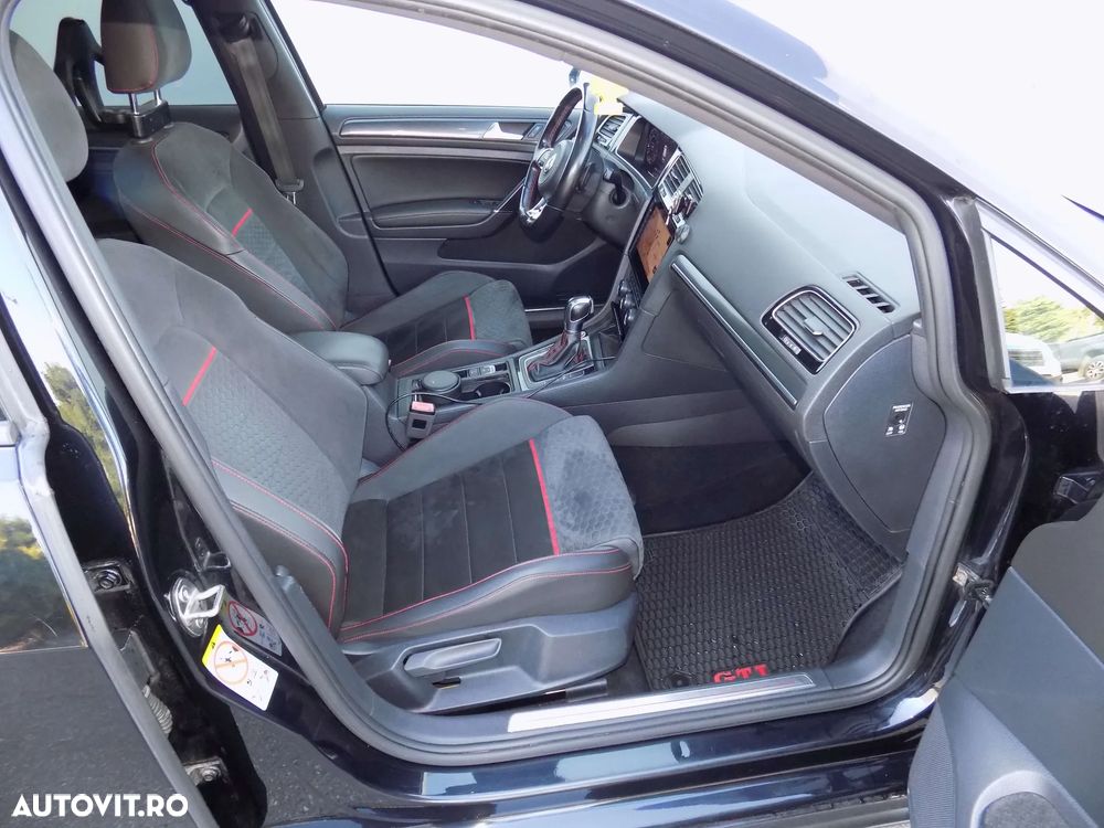 Volkswagen Golf 2.0 TSI DSG GTI - 25