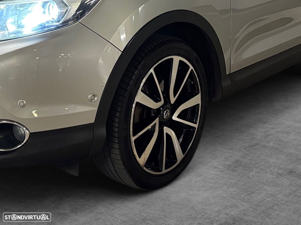 Nissan Qashqai 1.5 dCi Tekna Premium - 18