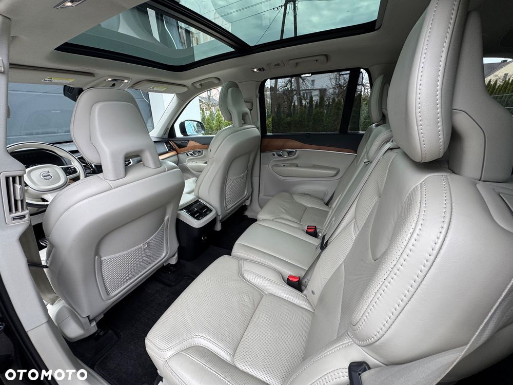 Volvo XC 90 T6 AWD Inscription 7os - 24