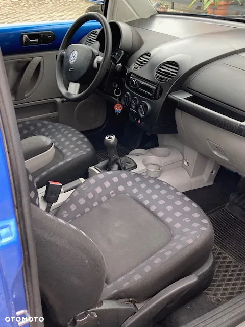 Volkswagen New Beetle 2.0 - 7