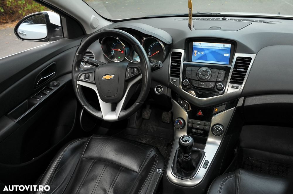 Chevrolet Cruze 1.4 Turbo LTZ - 4