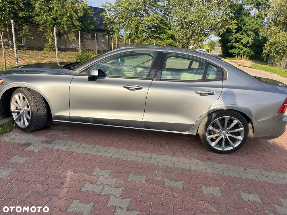 Volvo S60 T5 Momentum Pro - 2