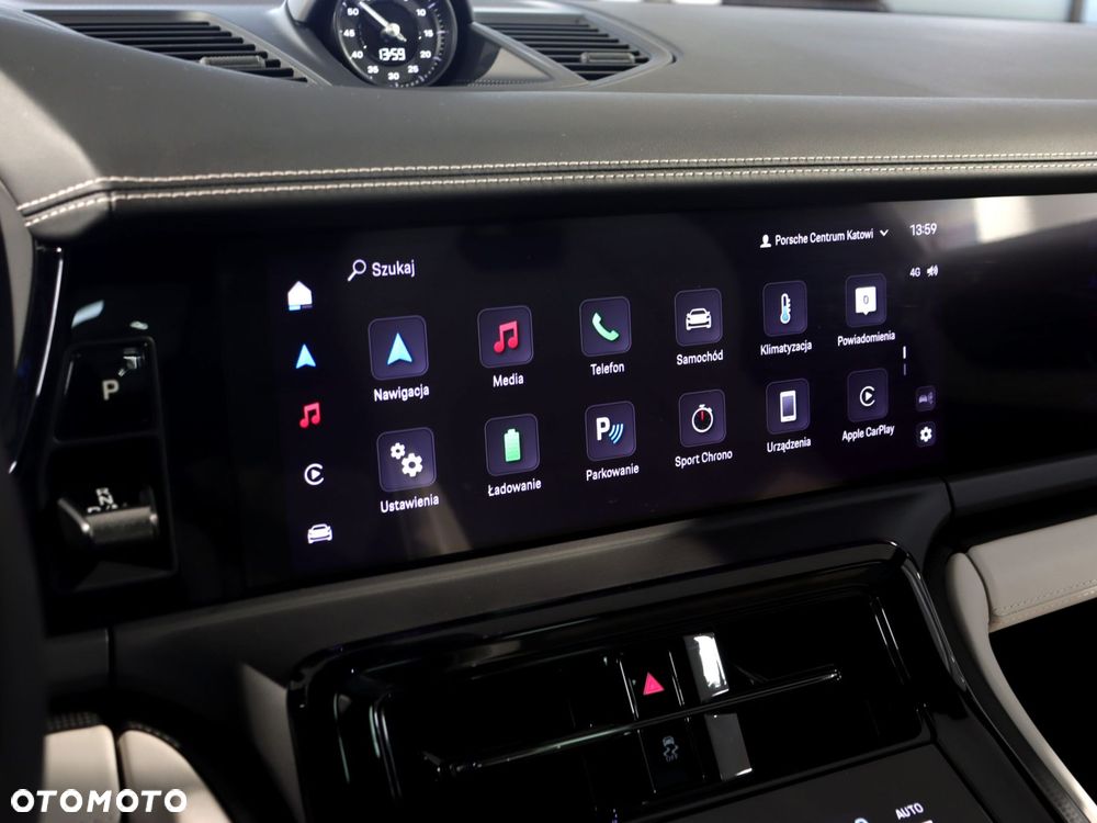 Porsche Panamera 4 E-Hybrid PHEV - 26