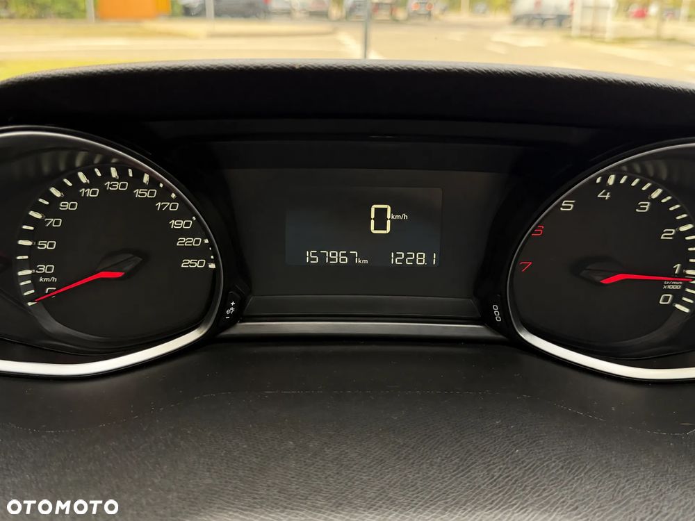 Peugeot 308 1.2 PureTech Active S&S - 13