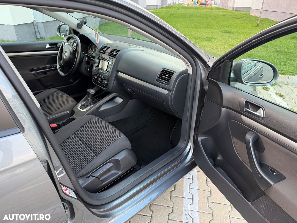 Volkswagen Jetta ver-1-6-dsg-comfortline - 9