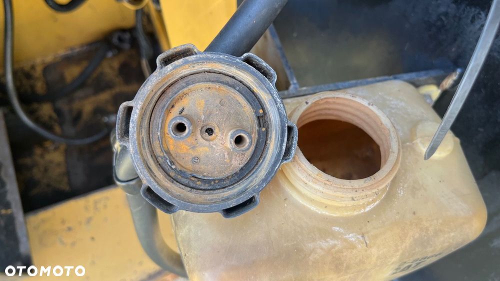 Caterpillar 226 4X4 - 32
