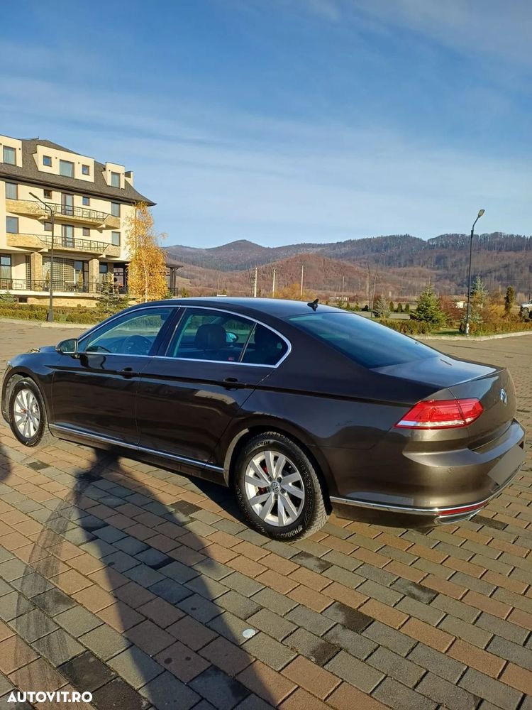 Volkswagen Passat - 13
