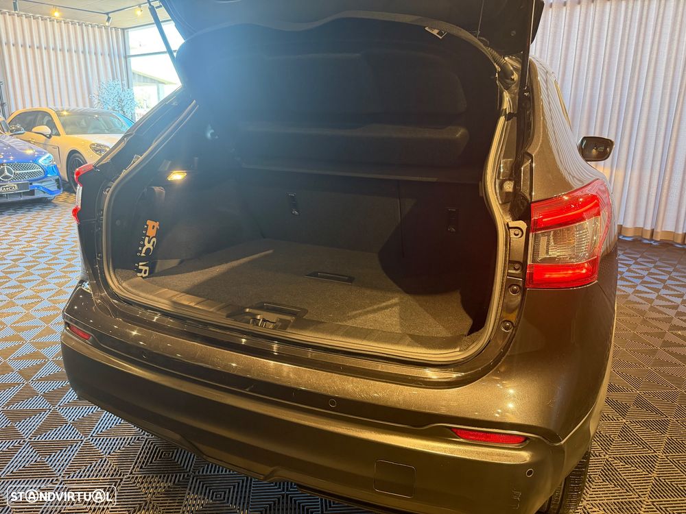 Nissan Qashqai 1.5 dCi DCT N-CONNECTA - 25
