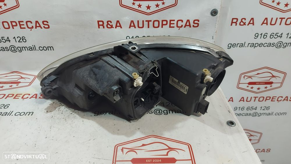 Ótica Farol Frente Frontal Direita Seat Leon 1P 5P1941006D Original - 2