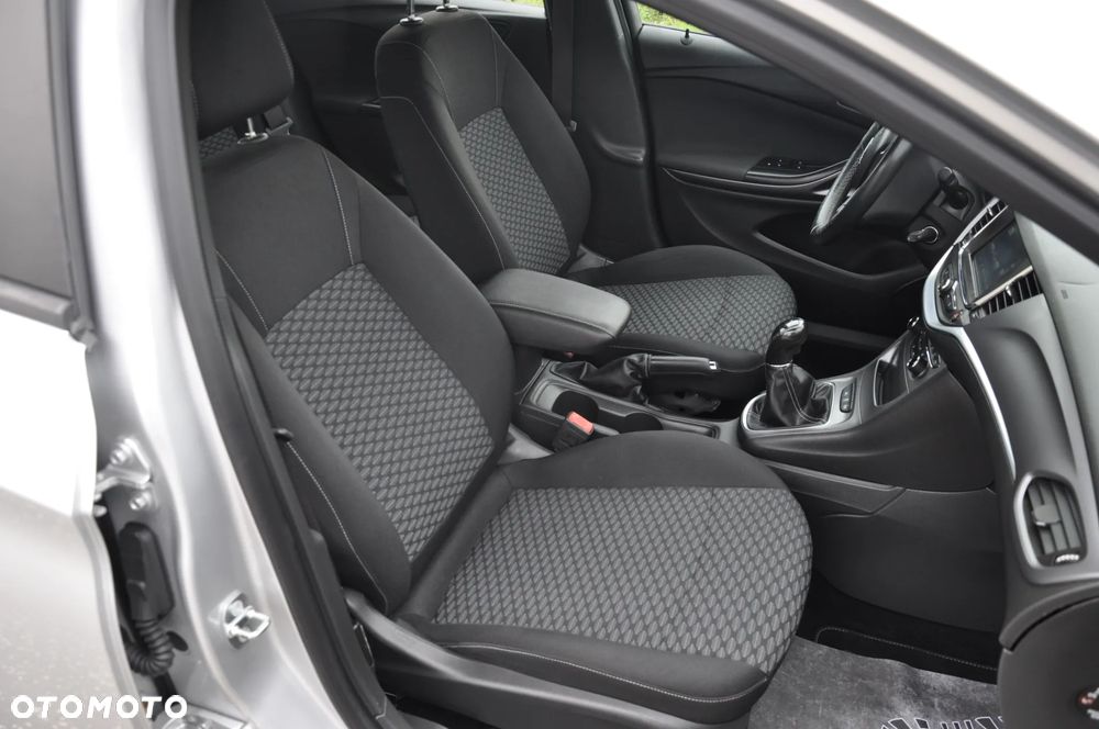 Opel Astra 1.4 Turbo Active - 20