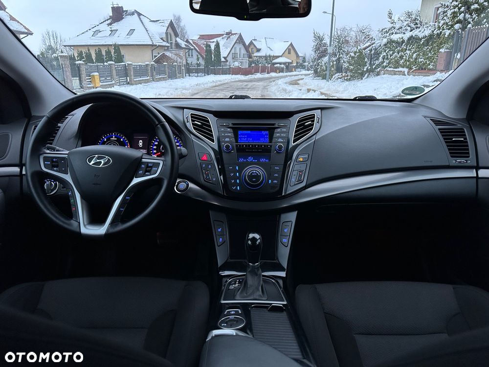 Hyundai i40 1.7 CRDi Comfort + - 19