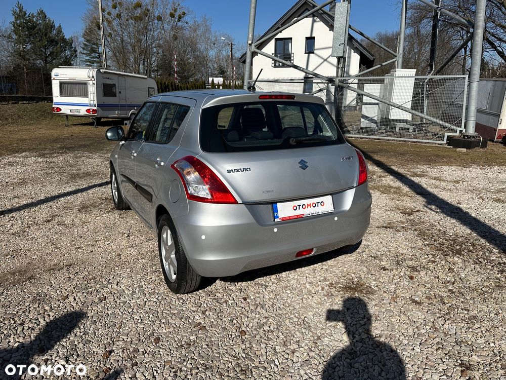 Suzuki Swift - 5