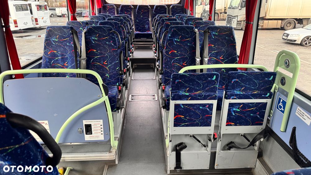 Irisbus KRÓTKI 10,5 metra/ Klimatyzacja  /Crossway /winda /automat / 46 miejsc/ CENA: 109000zł netto - 9