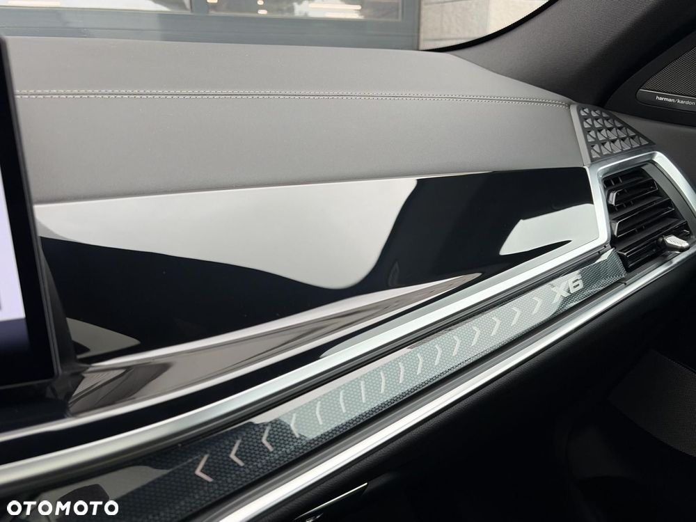 BMW X6 - 14