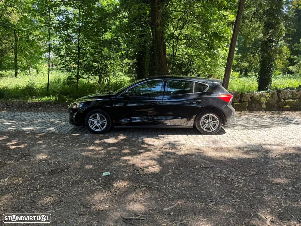 Ford Focus 1.5 TDCi Trend ECOnetic — fotografia 23