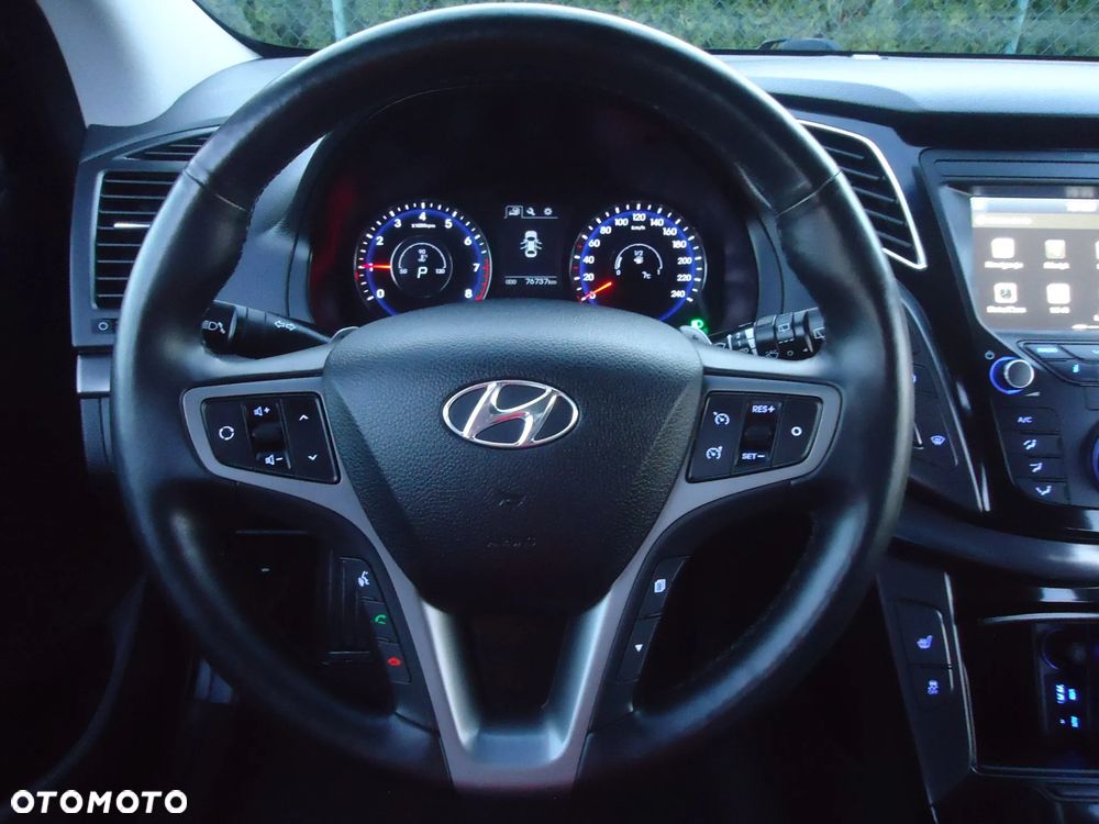 Hyundai i40 Kombi 2.0 Automatik Premium - 13