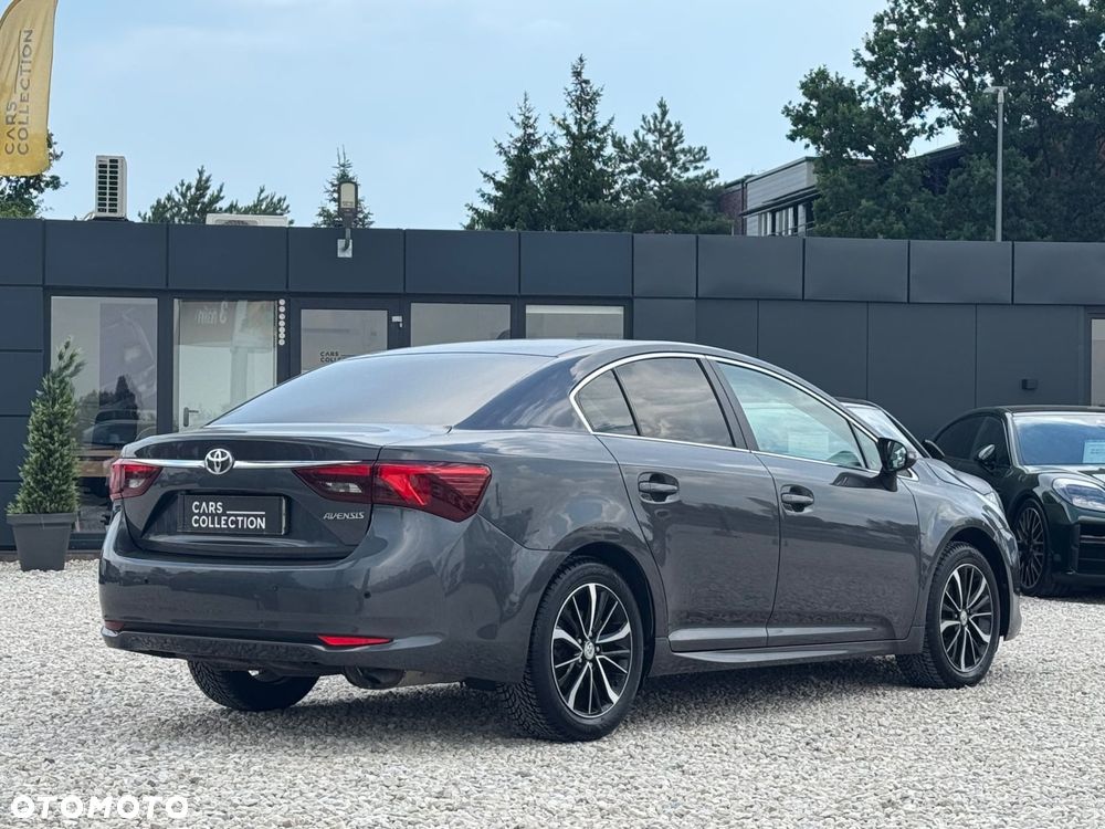 Toyota Avensis 1.8 Premium MS - 5
