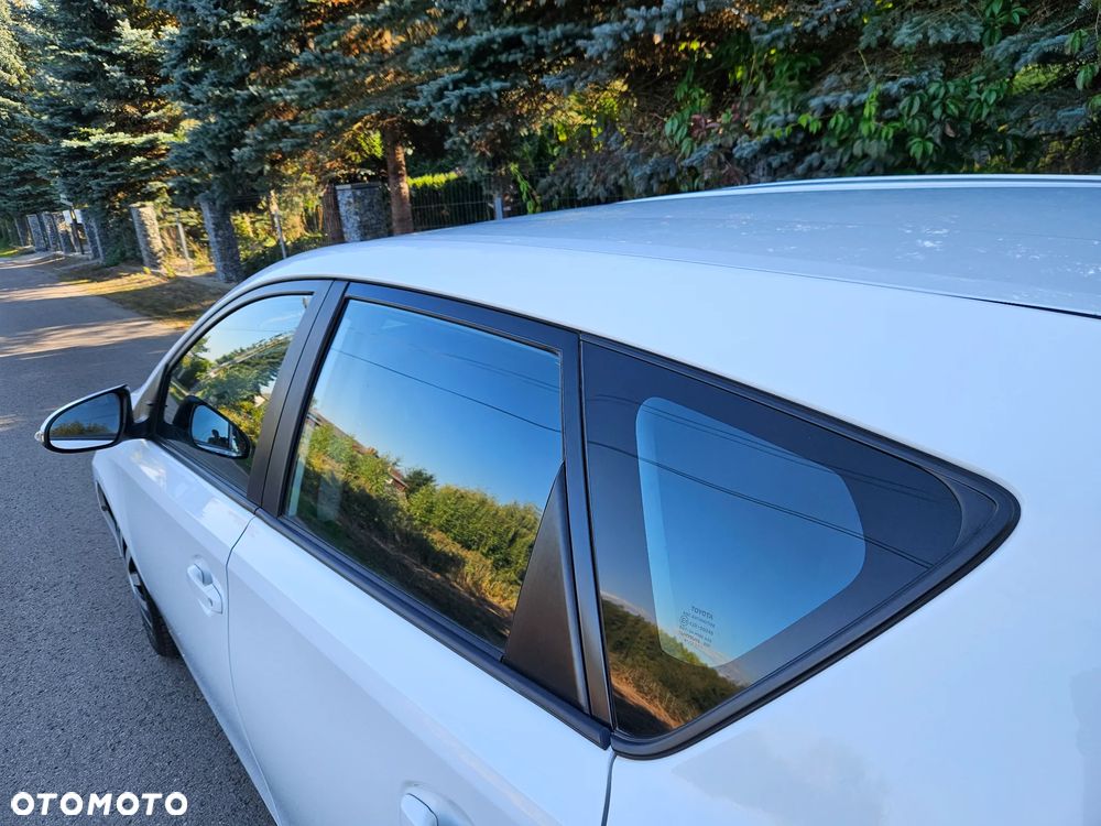 Toyota Auris 1.33 Dual-VVT-i Edition - 4
