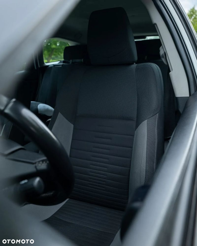 Toyota Auris 1.8 VVT-i Hybrid Automatik Design Edition - 13