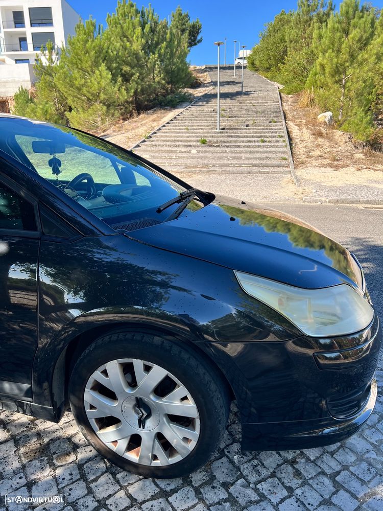 Citroen C4 2007 photo 4