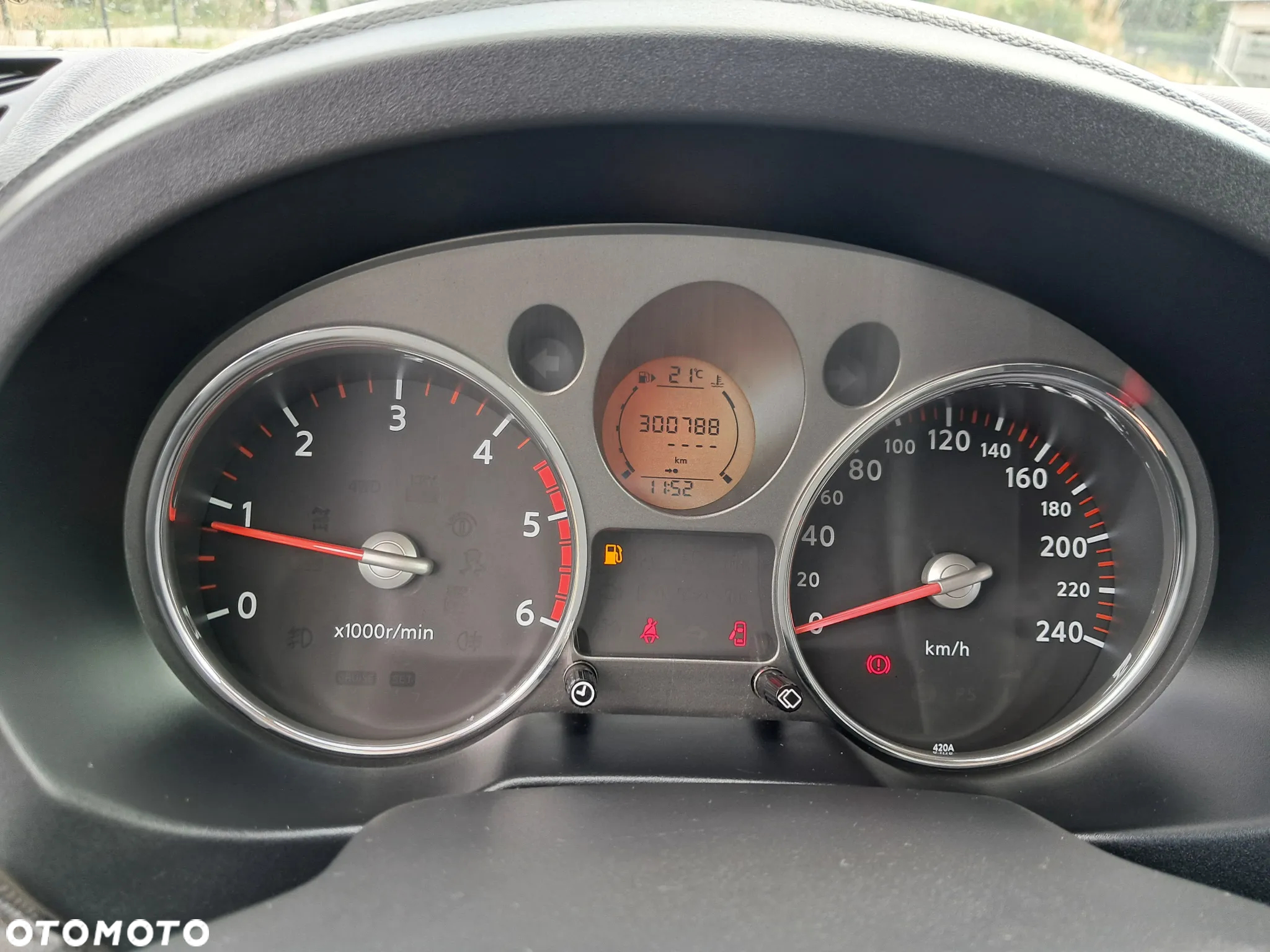 Nissan X-Trail 2.0 dCi XE - 14
