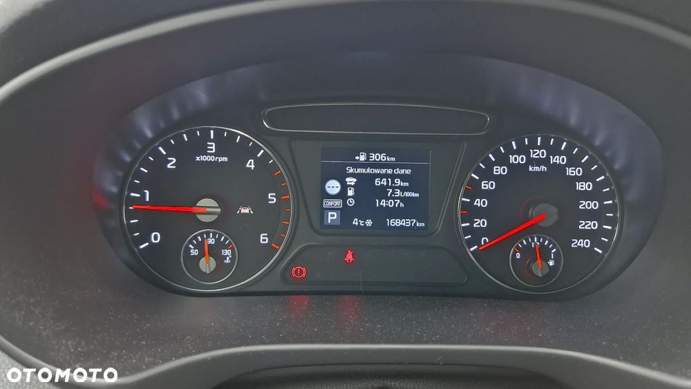 Kia Sorento 2.0 CRDI L - 2