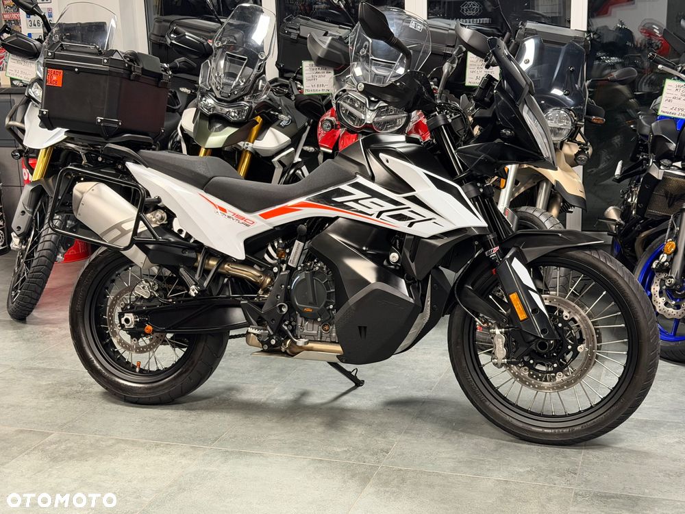 KTM Adventure - 2