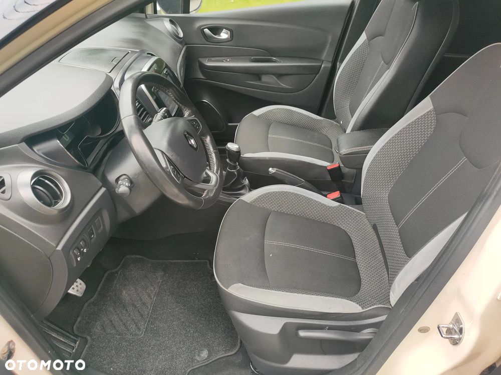 Renault Captur - 10