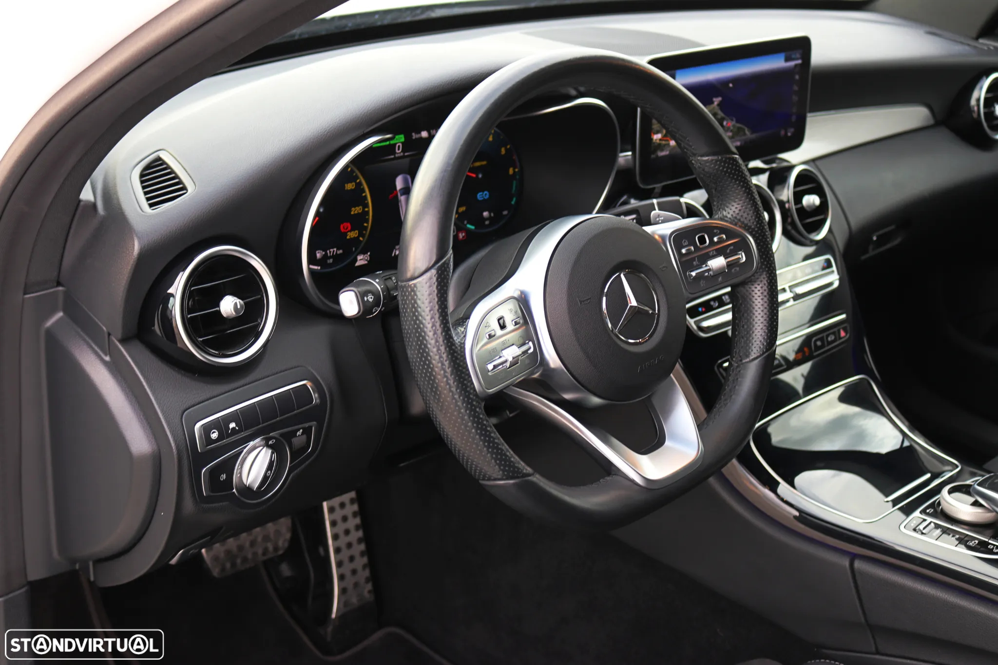 Mercedes-Benz C 300 de AMG Line - 28