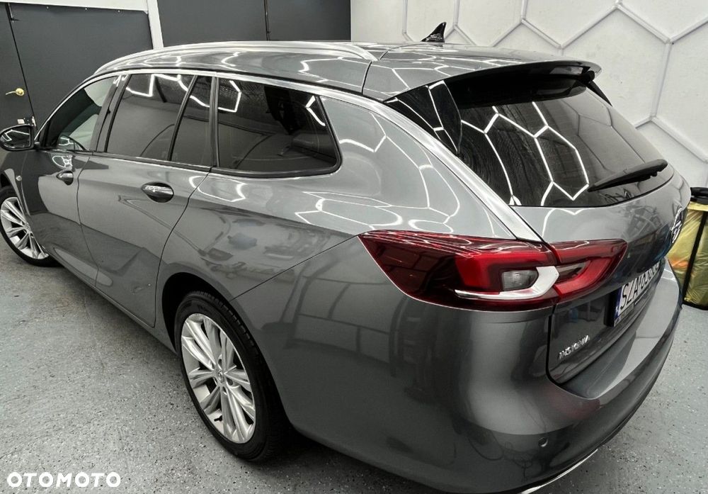Opel Insignia - 16