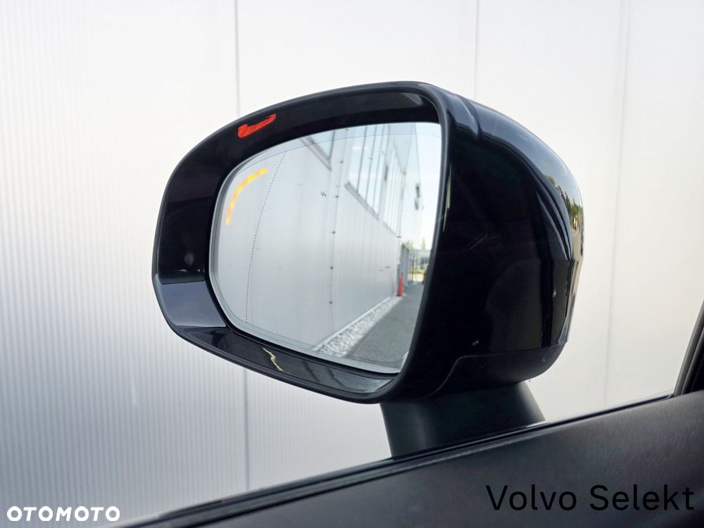 Volvo XC 60 - 35