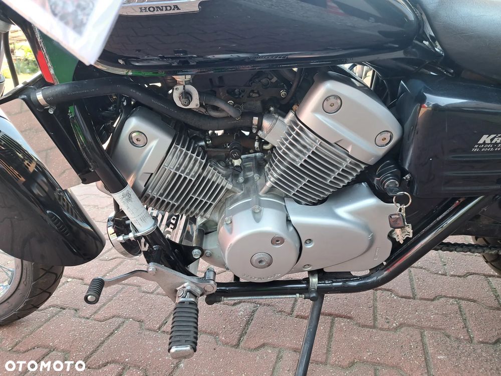 Honda Shadow - 12