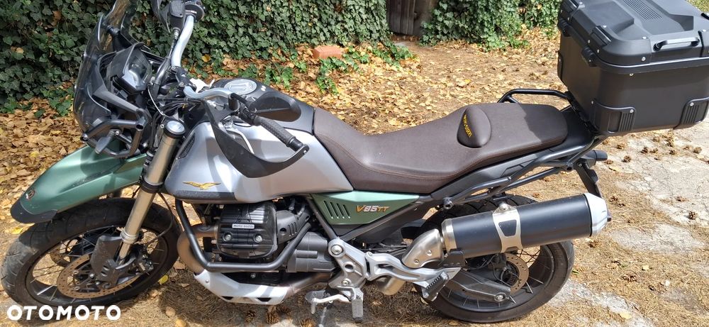 Moto Guzzi V85 - 4