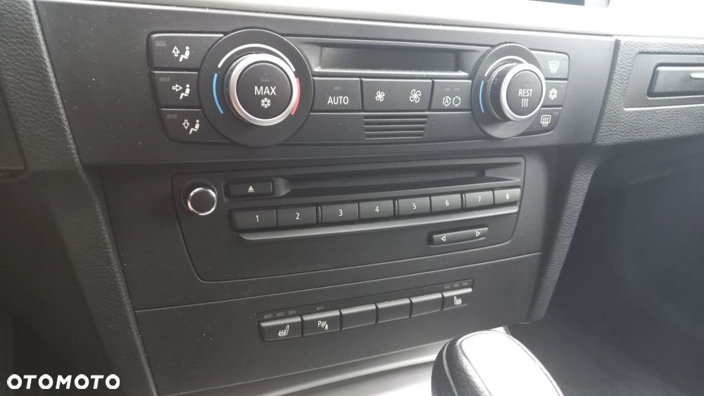 BMW Seria 3 335d DPF Edition Exclusive - 12