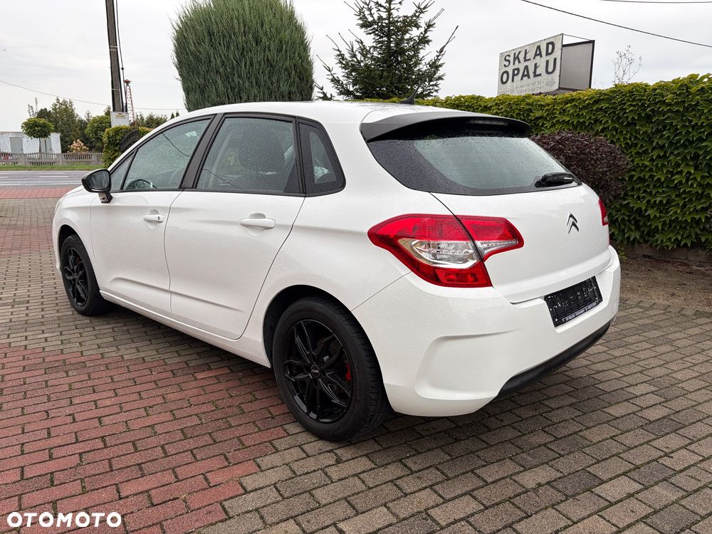 Citroën C4 VTi 120 Attraction - 3