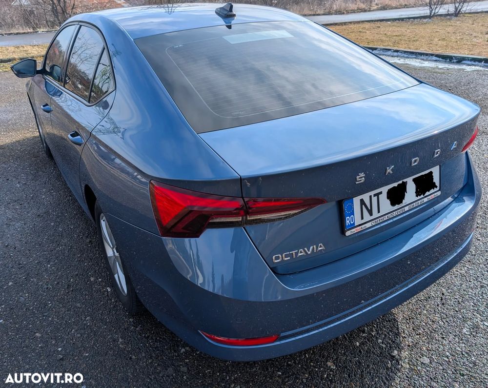 Skoda Octavia 2.0 TDI Ambition - 2