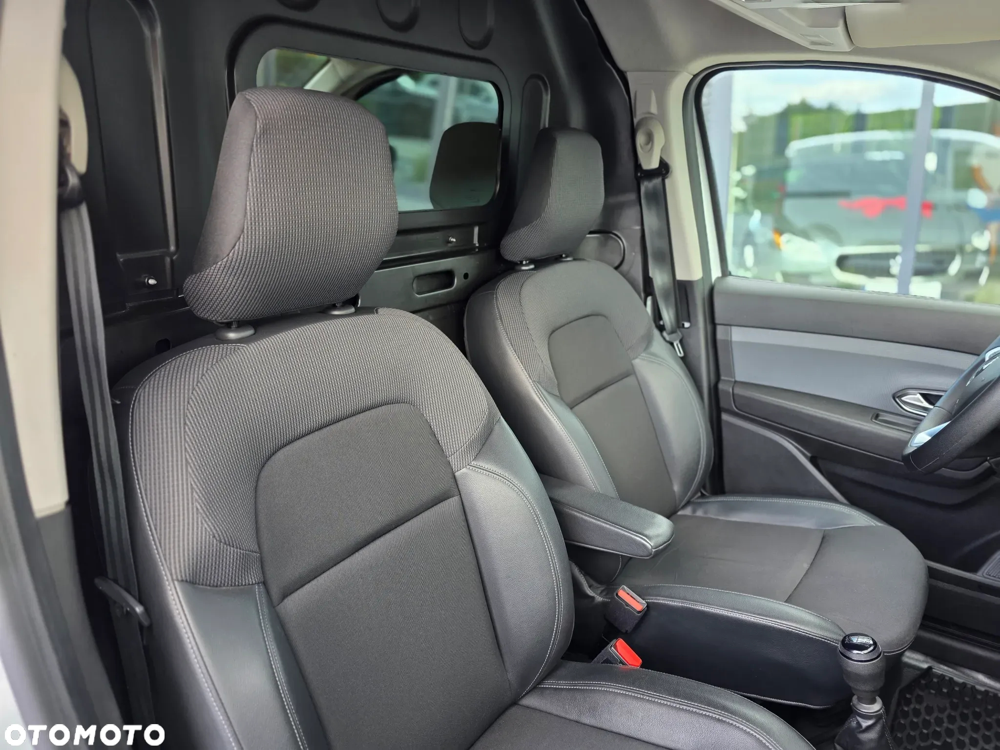Renault Renault Express 1.3 Tce Pack Clim Kangoo 2022Rok BEZWYPADKOWE z Polskiego Salonu I Bogate Wyposażenie min: Kamera Cofania Klimatyzacja i Nawigacja I Kilka Sztuk Do Wyboru I Faktura Vat 23%I ZAPRASZAMY - 19