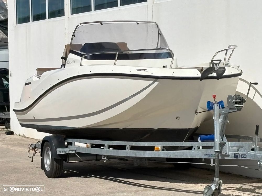 Quicksilver Activ 605 Sundeck - 3
