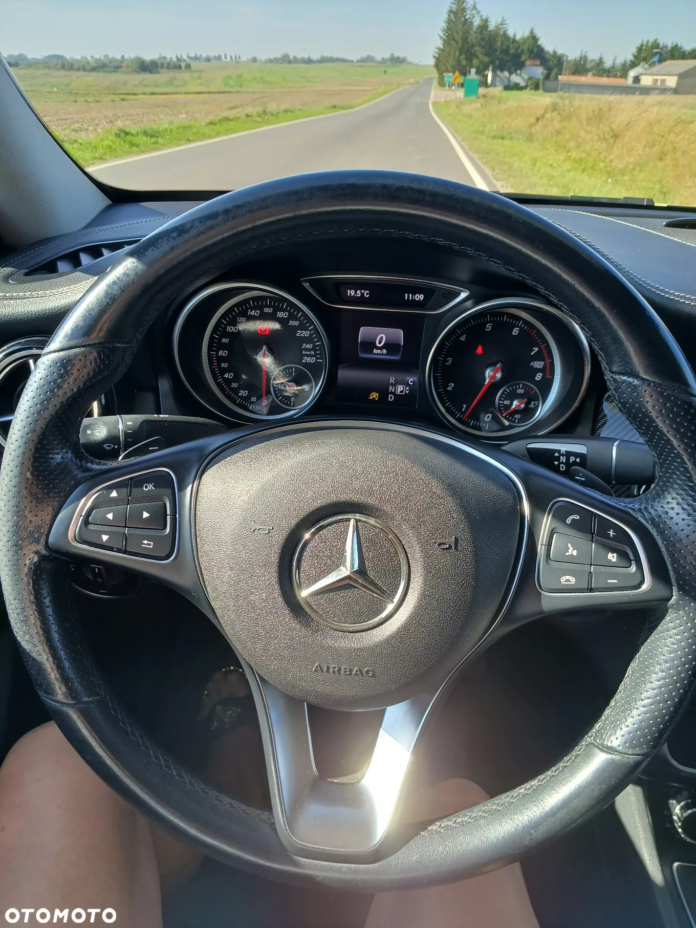Mercedes-Benz CLA 200 7G-DCT AMG Line - 13