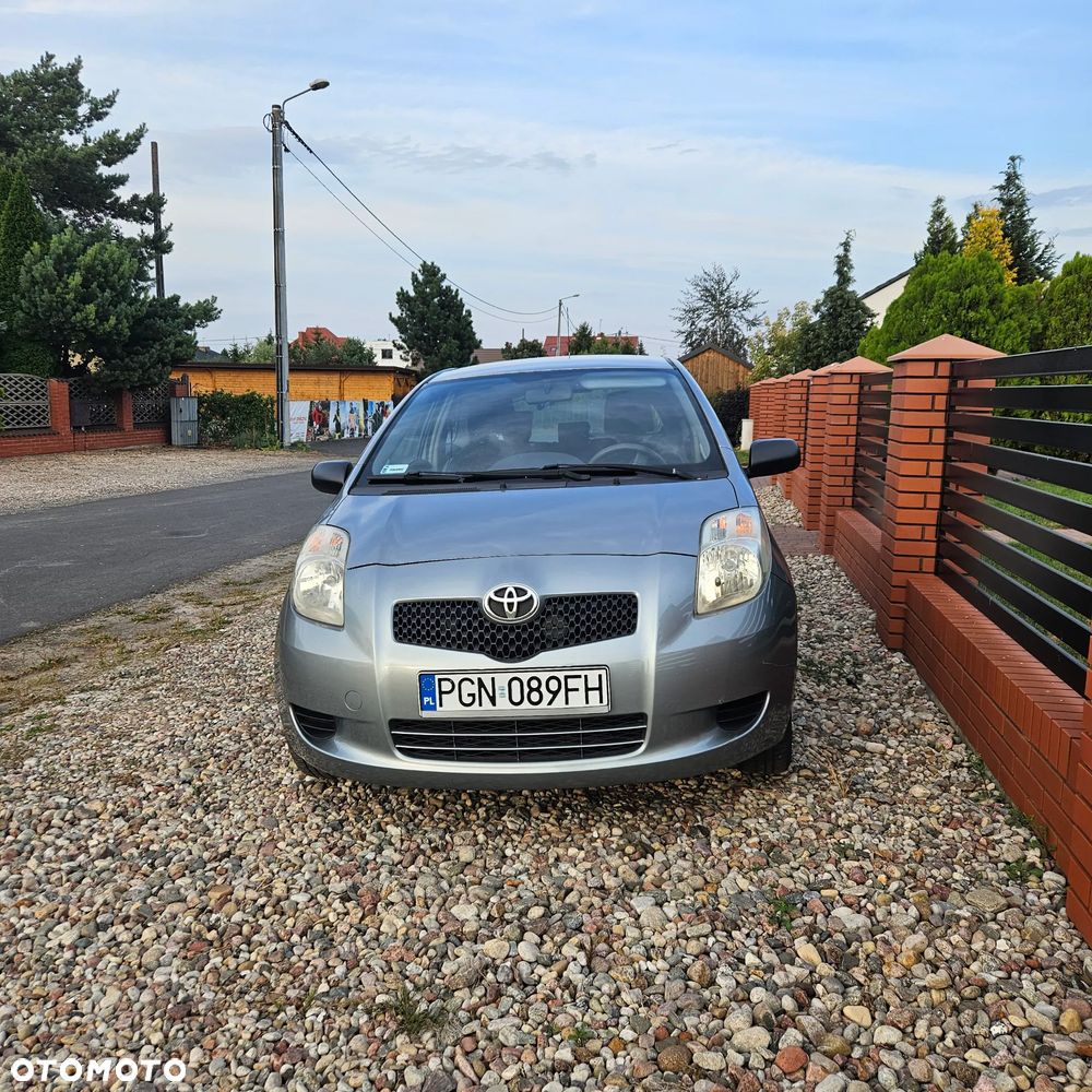 Toyota Yaris 1.0 Luna - 9