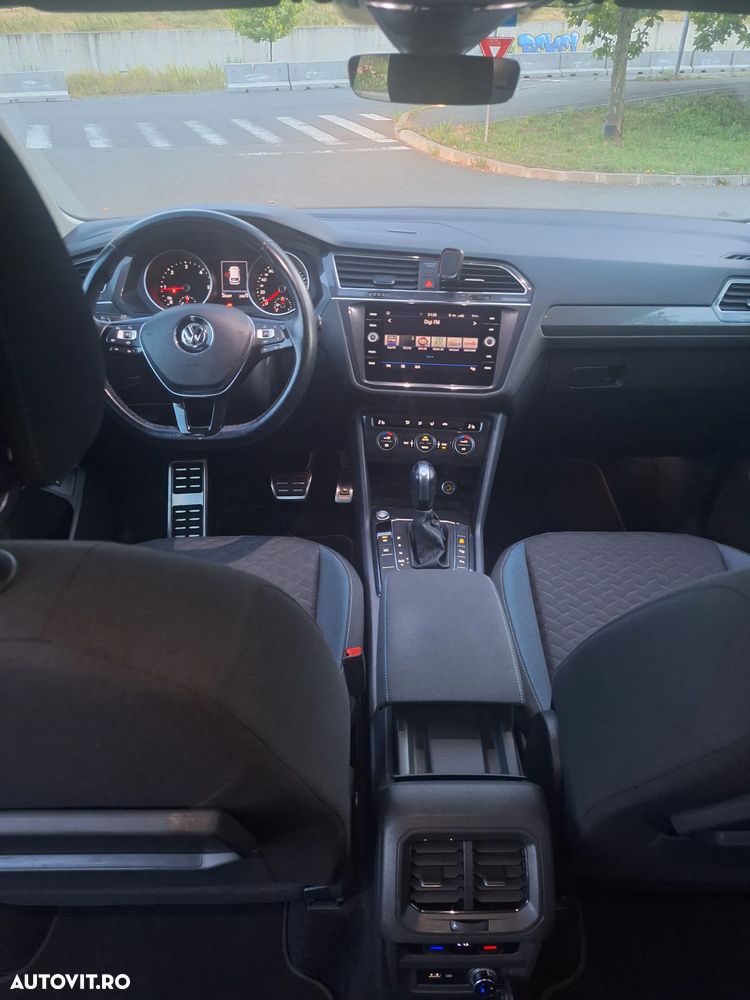 Volkswagen Tiguan - 24