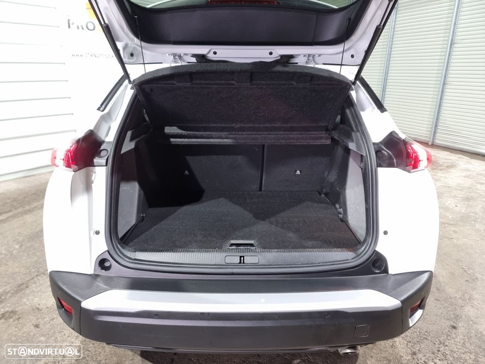 Peugeot 2008 1.5 BlueHDi Allure Pack EAT8 - 6