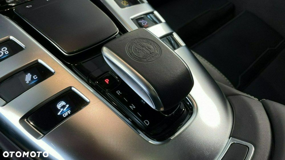 Mercedes-Benz AMG GT - 34