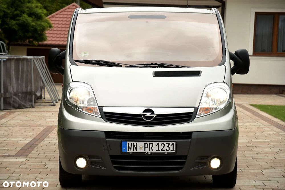 Opel Vivaro - 13
