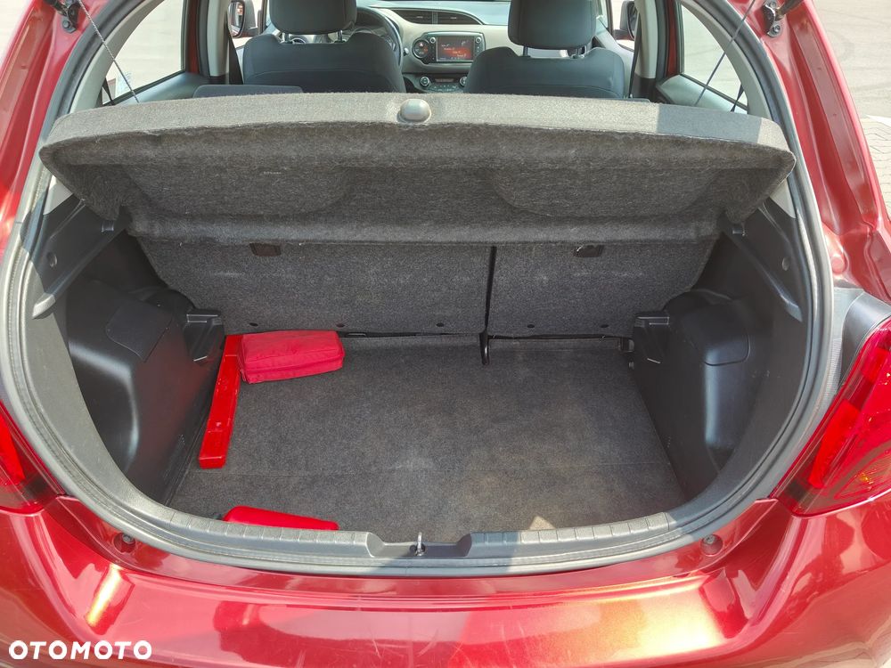 Toyota Yaris 1.33 Premium EU6 - 21