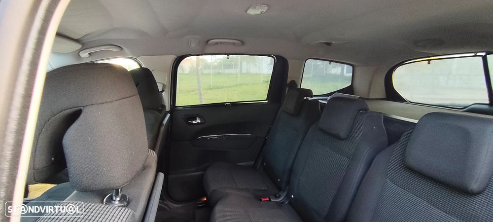 Peugeot 5008 1.6 HDi Executive - 7