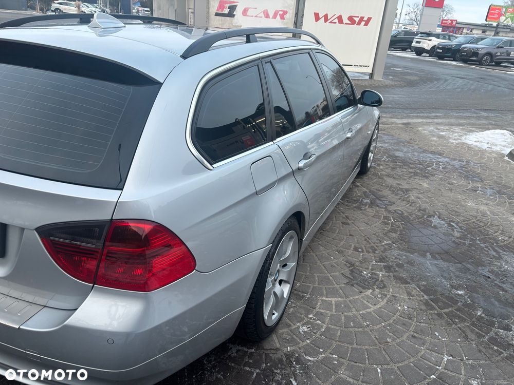 BMW Seria 3 325d DPF - 17