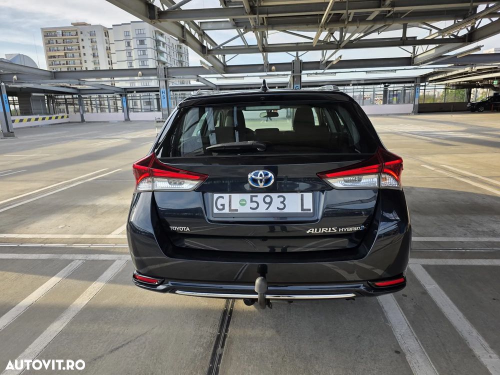 Toyota Auris - 5